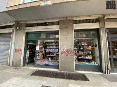 Bari, i negozi senza insegne